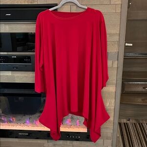 Chic Scarlet Women's Tunic Top